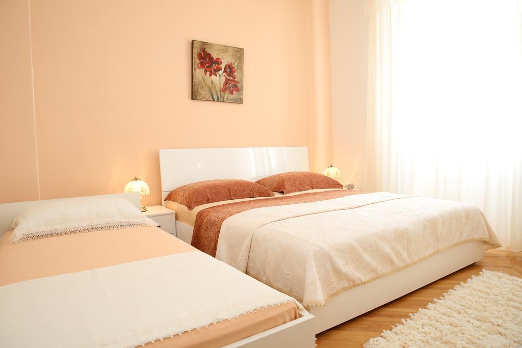 Apartments Vila&Zora 沃迪切 外观 照片