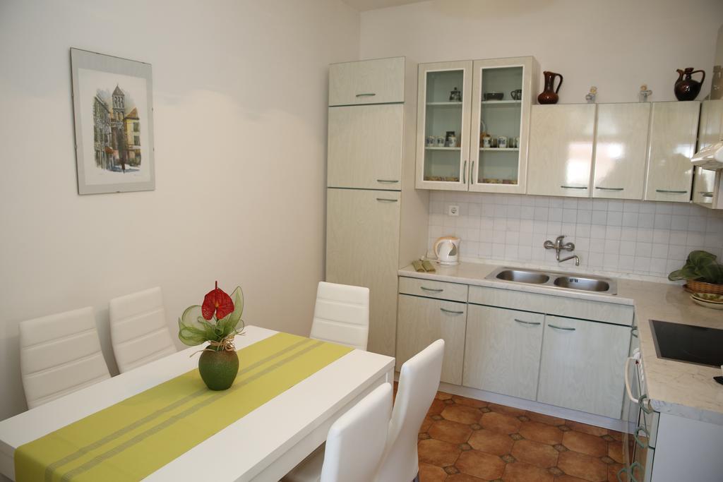 Apartments Vila&Zora 沃迪切 外观 照片